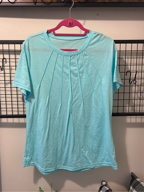 Restore Aqua Pintuck Short Sleeve Tee